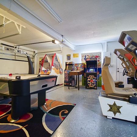 Stylish Lake Home With Huge Pool, Arcade With Ps5,And Theater Just 5 Min From Legoland ウィンターヘイブン エクステリア 写真